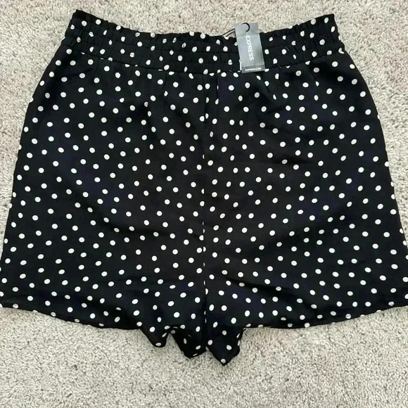Express Women Super High Waisted Polka Dot Pull-On Shorts Size Small - Picture 4 of 6
